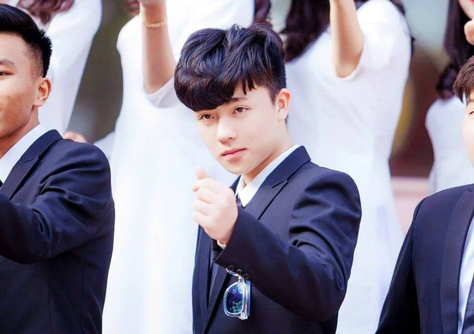 12+ Kiểu Tóc Chụp Kỷ Yếu Nam Đẹp Chuẩn Soái Ca Hot Nhất 2024