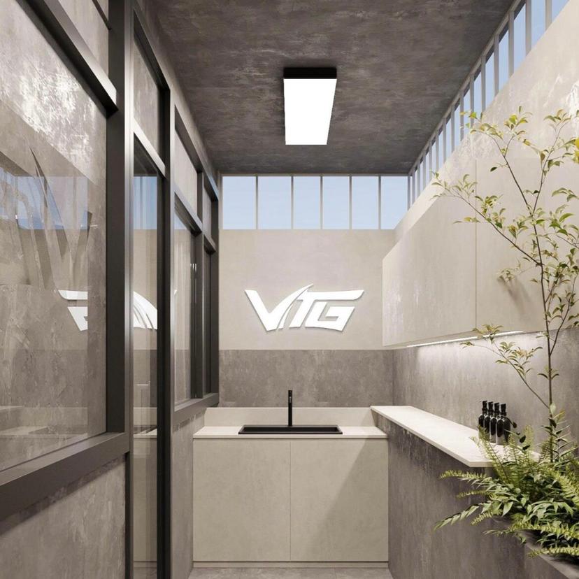 VUA TÓC GIẢ 48 HÀNG BÀI, HOÀN KIẾM