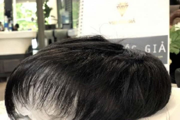 Tóc giả giá bao nhiêu tiền? Bảng giá chi tiết & Những điều cần biết trước khi mua