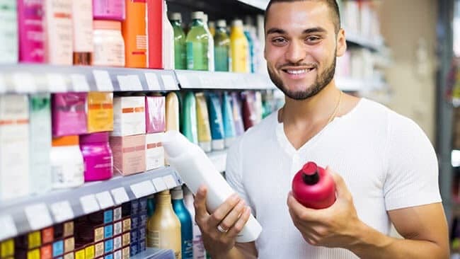 Cách chọn dầu gội trị rụng tóc cho nam giới hiệu quả